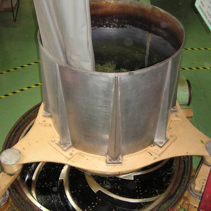 Tee Produktion - Verarbeitung - Rollen